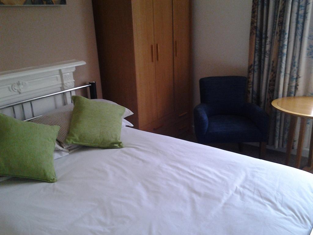 Sterling House Hotel Eastbourne Room photo